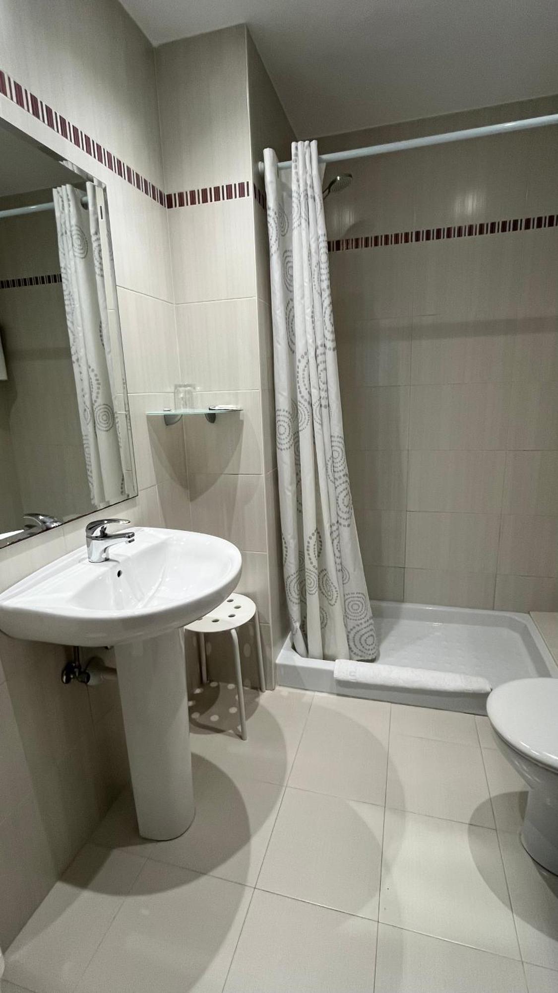 Pension Lizaso Ирун Экстерьер фото